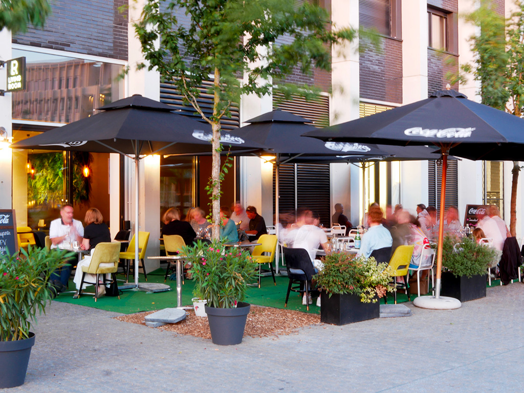 terrasse restaurant palaiseau living room